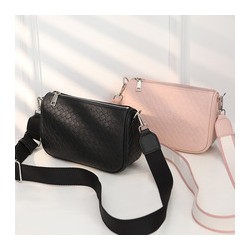 Large capacity wide strap shoulder bag