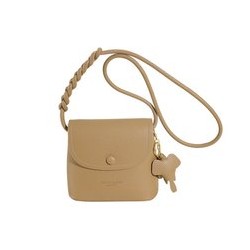 Fashionable commuter small square bag