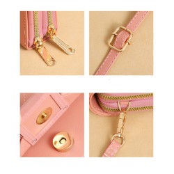 Vintage shoulder bag